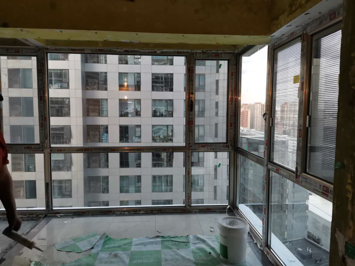 封陽臺門窗3.png 封陽臺門窗3.png