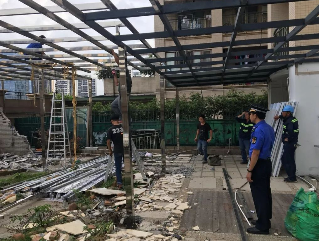 露臺雨棚在什么情況下搭建不算違建.png 露臺雨棚在什么情況下搭建不算違建.png